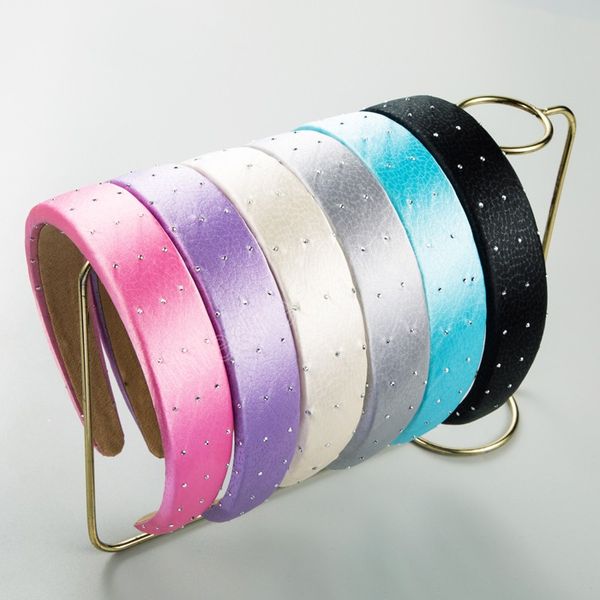 solid color fabric rhinestone headband fashion hair accessories for women trend casual hairband hair band girl, Silver
solid color fabric rhinestone headband fashion hair accessories for women trend casual hairband hair band girl, Silver