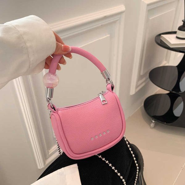 this year's popular handbag women's new version candy colored foreign style portable i crossbody chain saddle bag
this year's popular handbag women's new version candy colored foreign style portable i crossbody chain saddle bag