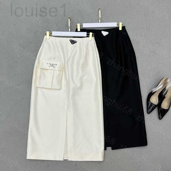 skirts designer 23ss womens clothing new summer skirt large pocket printed design waist triangle decoration under the slit skirts women clot, Black
skirts designer 23ss womens clothing new summer skirt large pocket printed design waist triangle decoration under the slit skirts women clot, Black