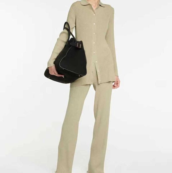 designer bags leather margaux handbag bag cow leather tote travel shoulder light luxuryclassic tote the row european and american simplicity
designer bags leather margaux handbag bag cow leather tote travel shoulder light luxuryclassic tote the row european and american simplicity