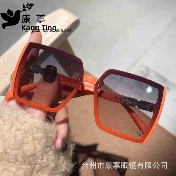 aher max luxury designer brand h family orange high-class sunglasses for women trendy face thin uv-proof large frame sunglasses, White;black
aher max luxury designer brand h family orange high-class sunglasses for women trendy face thin uv-proof large frame sunglasses, White;black