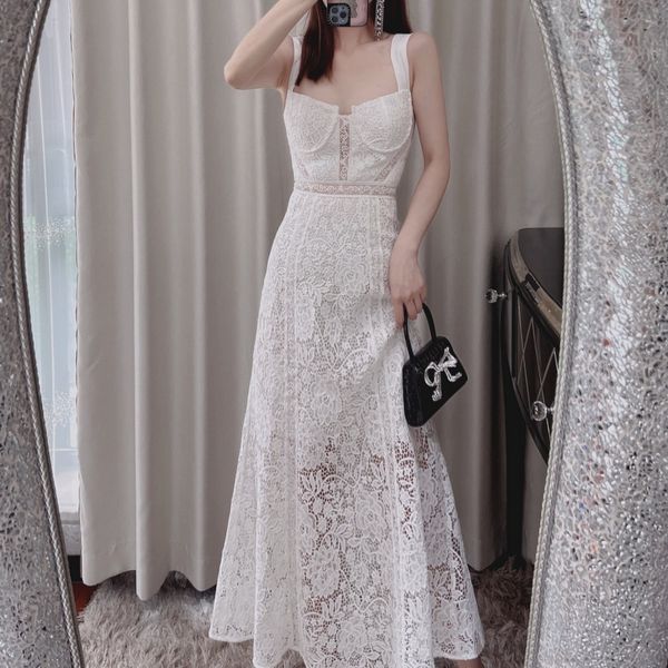 new s/elf portrait off shoulder, off back, slim fit, waist wrap style, slim slim strap dress, white lace long dress, Black;gray
new s/elf portrait off shoulder, off back, slim fit, waist wrap style, slim slim strap dress, white lace long dress, Black;gray