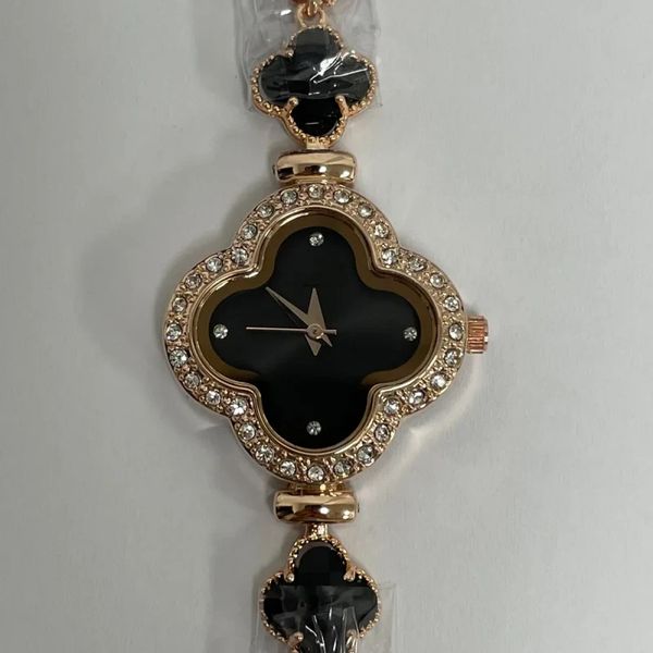 2023 new fashion luxury women's watch exquisite elegance classic imported quartz movement sapphire waterproof ladies watch, Slivery;brown
2023 new fashion luxury women's watch exquisite elegance classic imported quartz movement sapphire waterproof ladies watch, Slivery;brown