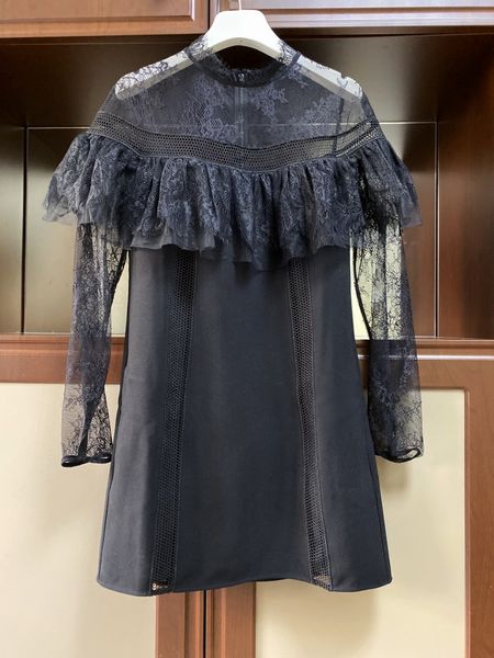 new s-elf portrait black perspective panel lace small standing neck long sleeve dress, Black;gray
new s-elf portrait black perspective panel lace small standing neck long sleeve dress, Black;gray