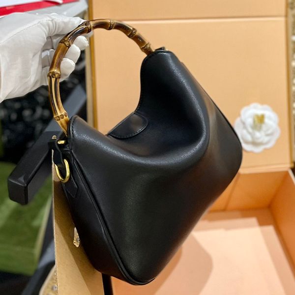 bamboo handle crossbody bags handbags underarm shoulder shopping bag designer handbag purse hobo metal letter large capacity women pouch rem
bamboo handle crossbody bags handbags underarm shoulder shopping bag designer handbag purse hobo metal letter large capacity women pouch rem