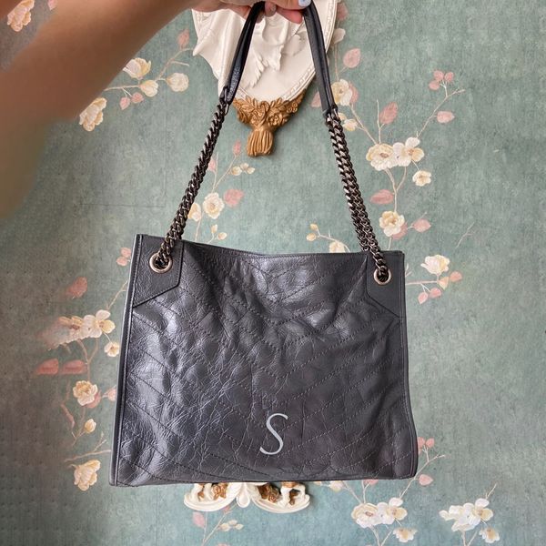 fashion luxurys designer underarm quilted clutch bags black purse womens hand bag genuine leather niki travel tote pochette bag cross body m
fashion luxurys designer underarm quilted clutch bags black purse womens hand bag genuine leather niki travel tote pochette bag cross body m