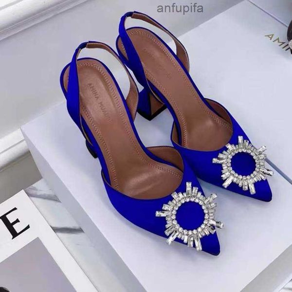 amina muaddi designer sandals leather sole womens heels 10cm black pink diamond chain decoration banquet women shoes silk wedding formal sho
amina muaddi designer sandals leather sole womens heels 10cm black pink diamond chain decoration banquet women shoes silk wedding formal sho