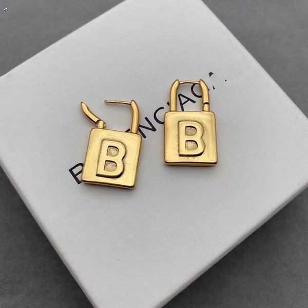 designer b earrings new personalized made of old lock letter for women's metal exquisite design sense, Golden
designer b earrings new personalized made of old lock letter for women's metal exquisite design sense, Golden