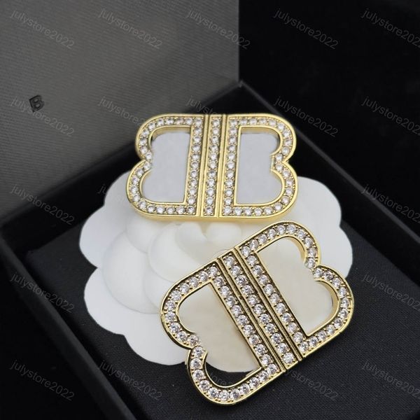 Luxurys Brand Diagonal Hollow Solid Women's Designer Gold and Silver Diamond Earrings Jewelry Women's Fashion Letter B, 01
Luxurys Brand Diagonal Hollow Solid Women's Designer Gold and Silver Diamond Earrings Jewelry Women's Fashion Letter B, 01
