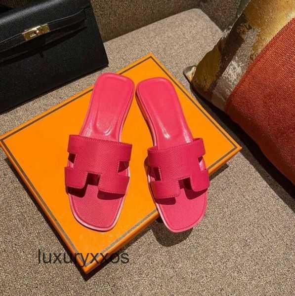 100 slippers hrmes designer outside 2023 oran sandal female wear summer leather red flat matching fashion net one line 35k2
100 slippers hrmes designer outside 2023 oran sandal female wear summer leather red flat matching fashion net one line 35k2