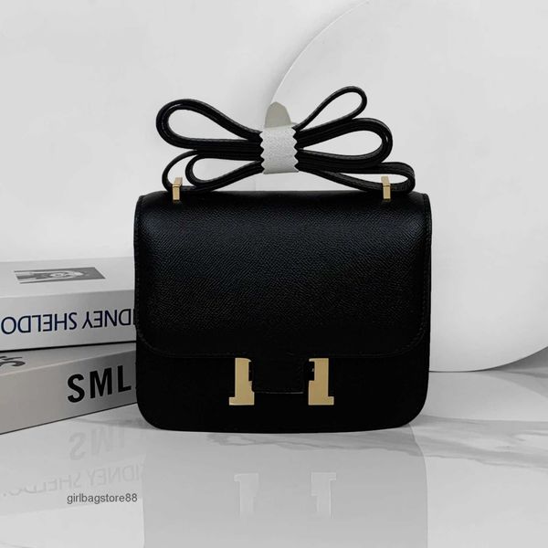 capacity designer h constances bags classic lady purse bag women's high grade tofu layer cowhide large one shoulder crossbody h buckle
capacity designer h constances bags classic lady purse bag women's high grade tofu layer cowhide large one shoulder crossbody h buckle