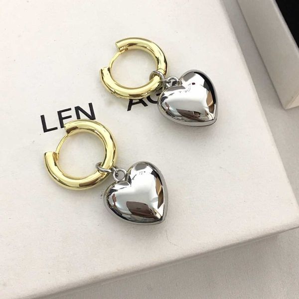 designer b earrings parisian new heart shaped circle for women with advanced sense personalized temperament smooth face peach heart, Golden
designer b earrings parisian new heart shaped circle for women with advanced sense personalized temperament smooth face peach heart, Golden