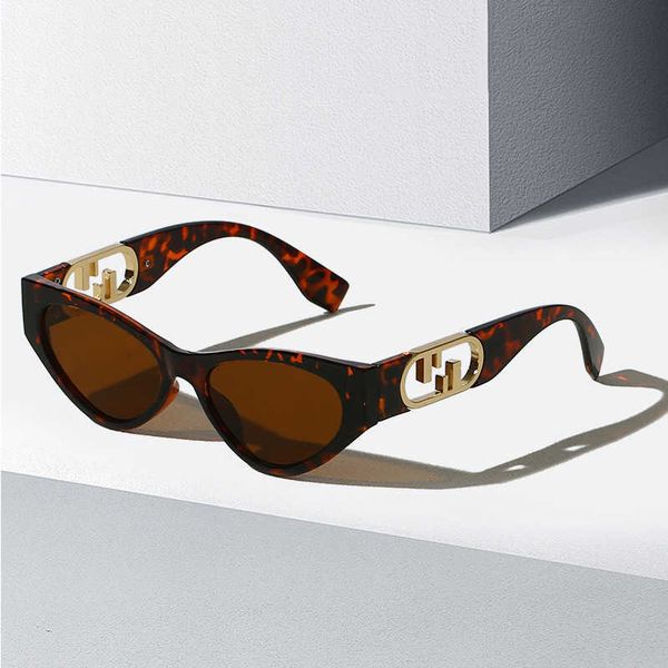 new personalized cat eye small frame fashion trend sunglasses versatile sunshades 3923, White;black
new personalized cat eye small frame fashion trend sunglasses versatile sunshades 3923, White;black