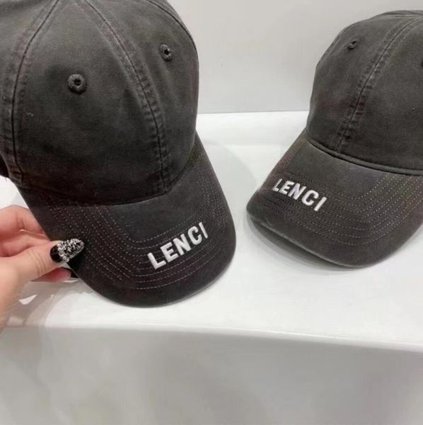 paris embroidery designer high-end baseball cap men and women with the same luxury sunscreen personality ball cap head circumference 55-59cm, Blue;gray
paris embroidery designer high-end baseball cap men and women with the same luxury sunscreen personality ball cap head circumference 55-59cm, Blue;gray