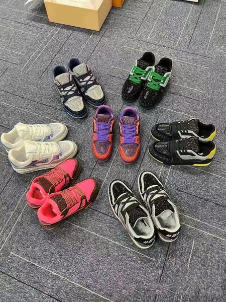 designer shoes fashion luxury brand trainer causal shoes trainer line rhinestone casual fashion board shoes black and yellow color fashion
designer shoes fashion luxury brand trainer causal shoes trainer line rhinestone casual fashion board shoes black and yellow color fashion