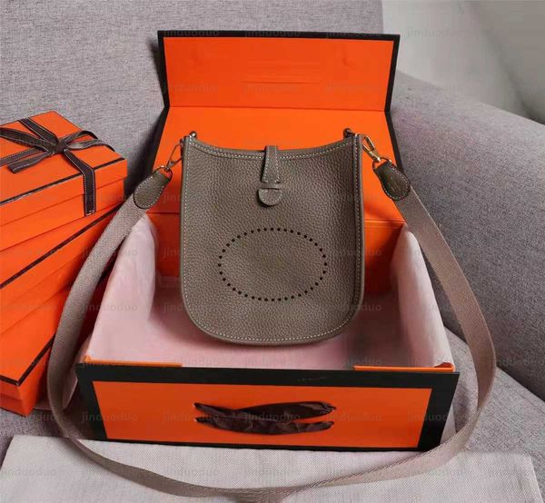 7a quality genuine leather famous bag hobo women's men handbags tote cross body luxury designer fashion totes wallet card pockets handb
7a quality genuine leather famous bag hobo women's men handbags tote cross body luxury designer fashion totes wallet card pockets handb