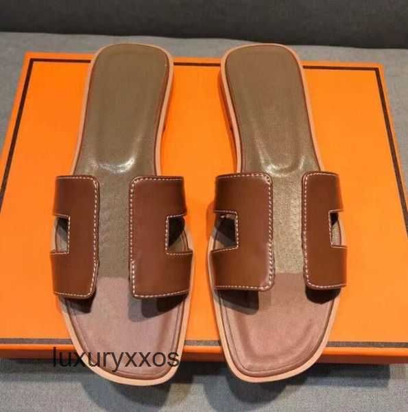 women ladies designer slipper 2023 girl slippers oran sandal summer flat leather shoes fashion luxury beach h letter 3koe
women ladies designer slipper 2023 girl slippers oran sandal summer flat leather shoes fashion luxury beach h letter 3koe