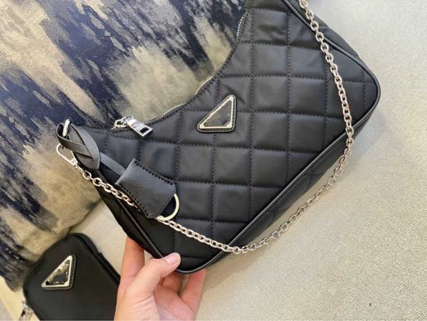 handbag factory clearance wholesale 2023p new three in one sewing mailman bag hobo shoulder msenger
handbag factory clearance wholesale 2023p new three in one sewing mailman bag hobo shoulder msenger