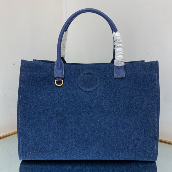 denim tote bag crossbody handbag shopping bags ladies handbags purse canvas material genuine leather handle fashion letter large capacity
denim tote bag crossbody handbag shopping bags ladies handbags purse canvas material genuine leather handle fashion letter large capacity