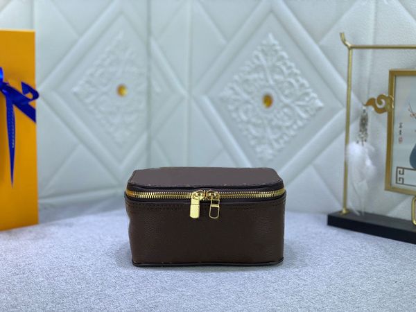 3 size storage boxes, genuine leather travel jewelry box, new set, designer travel storage box, fashionable luggage, suitcase, suitcase, mak
3 size storage boxes, genuine leather travel jewelry box, new set, designer travel storage box, fashionable luggage, suitcase, suitcase, mak
