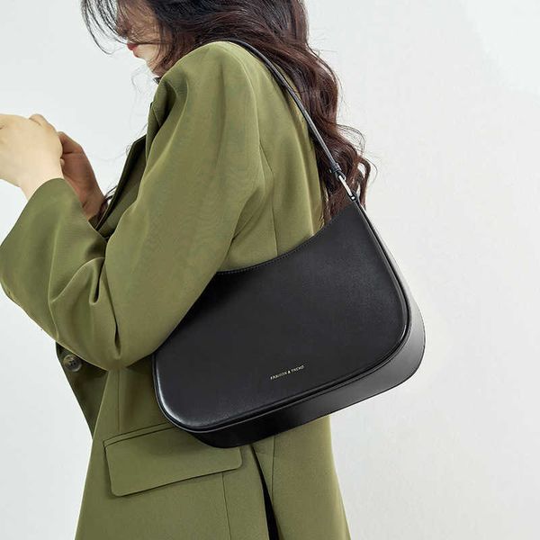 suitcase and bag dinner advanced sense niche design french stick leather women's 2022 new fashion armpit shoulder tote
suitcase and bag dinner advanced sense niche design french stick leather women's 2022 new fashion armpit shoulder tote