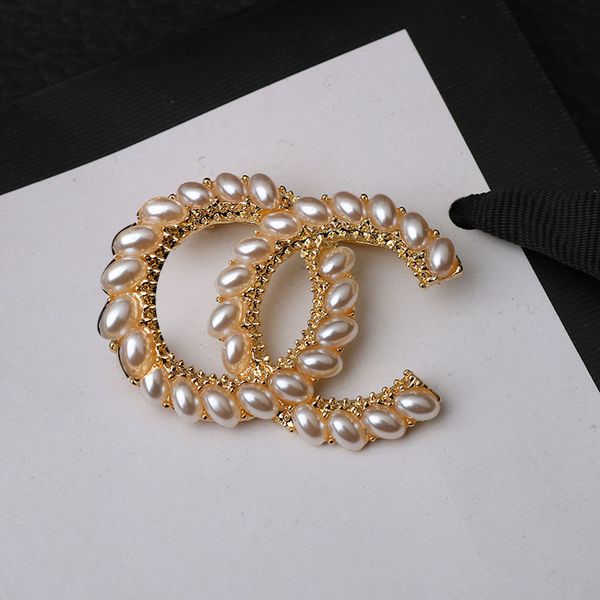 famous design gold brand luxury designer brooch women letter brooches suit pin fashion jewelry clothing decoration accessories, Gray
famous design gold brand luxury designer brooch women letter brooches suit pin fashion jewelry clothing decoration accessories, Gray