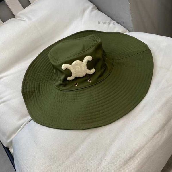 luxury designer bucket hat men and women general hat brim widening fashion beautiful outdoor sun shade social gathering applicable, Blue;gray
luxury designer bucket hat men and women general hat brim widening fashion beautiful outdoor sun shade social gathering applicable, Blue;gray