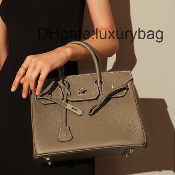 factory totes bag 5a quality h home original designer fashion bag bird kin leather h home handbags hong kong df leather women high sense new
factory totes bag 5a quality h home original designer fashion bag bird kin leather h home handbags hong kong df leather women high sense new