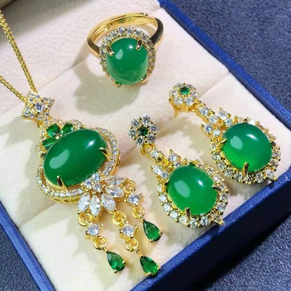 luxurious inlaid crystal natural high ice species chalcedony 18k gold ellipse pendant necklace ring earrings set 3 piece jewelry set, Black
luxurious inlaid crystal natural high ice species chalcedony 18k gold ellipse pendant necklace ring earrings set 3 piece jewelry set, Black
