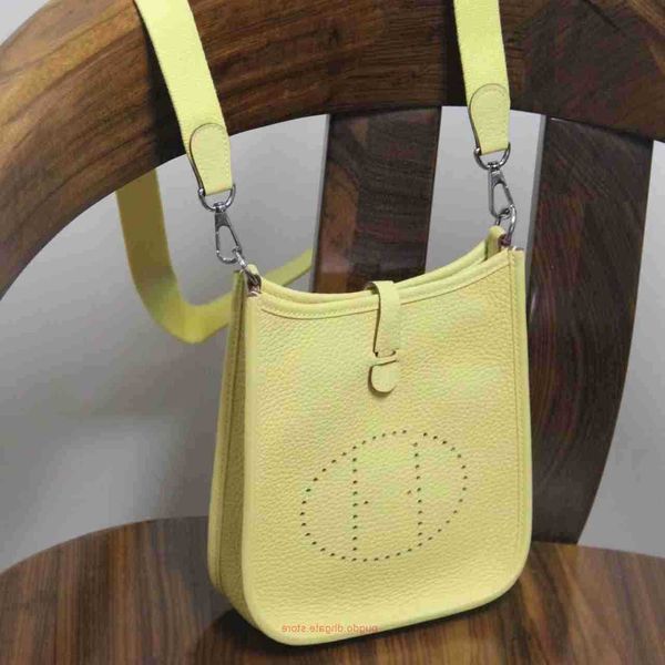 original h home evelynnss tote bags wholesale 2023 new handmade wax thread mini small bag one shoulder croevelynnssbody versatile genuine le
original h home evelynnss tote bags wholesale 2023 new handmade wax thread mini small bag one shoulder croevelynnssbody versatile genuine le