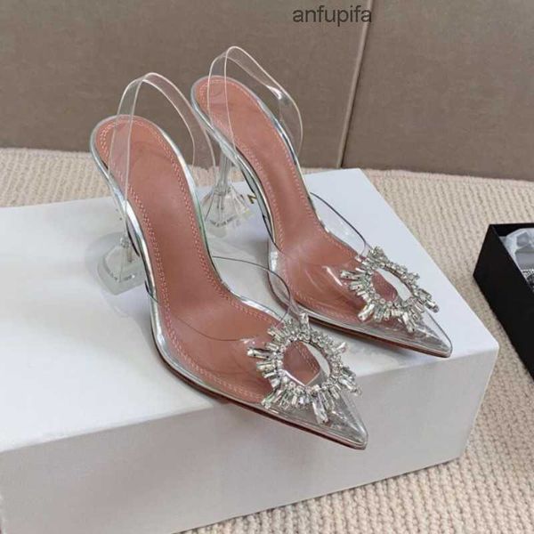 amina muaddi begum crystal-embellished buckle pvc pumps sandals women's luxury designers dress shoe genuine cowhide sole perfectly rest, Black
amina muaddi begum crystal-embellished buckle pvc pumps sandals women's luxury designers dress shoe genuine cowhide sole perfectly rest, Black