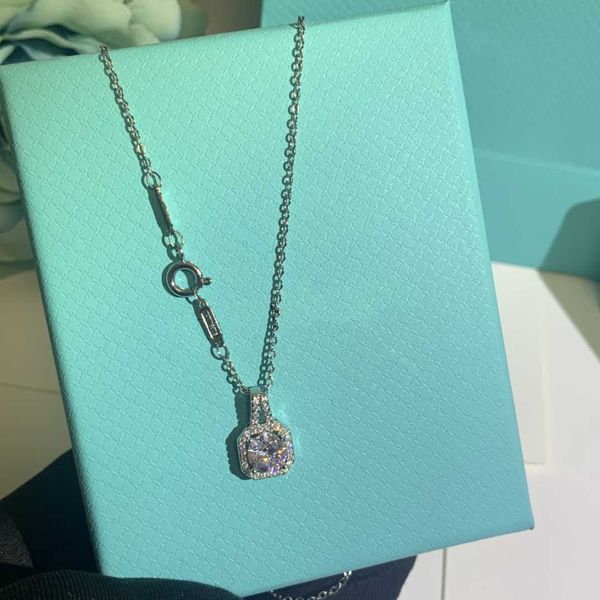 luxurys designers pendant necklaces designer luxury jewelry couple style for women wedding accessories good nice, Silver
luxurys designers pendant necklaces designer luxury jewelry couple style for women wedding accessories good nice, Silver