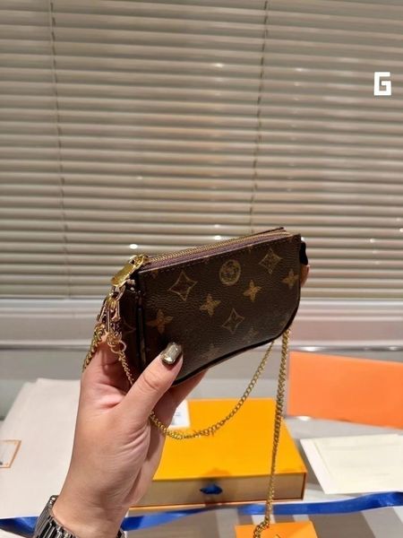 luxury womens designer bag mini pochette the pool leather shoulder bag chain zipper crossbody bags handbag purse high quality
luxury womens designer bag mini pochette the pool leather shoulder bag chain zipper crossbody bags handbag purse high quality