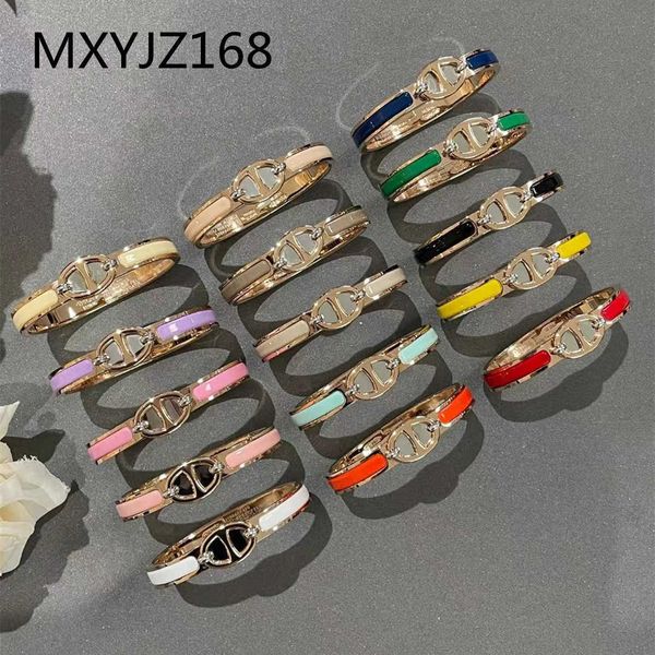 designer hemrres bracelet fashion h letter high version enamel pig nose colorless love home new 8-line buckle couple e9s4, Golden;silver
designer hemrres bracelet fashion h letter high version enamel pig nose colorless love home new 8-line buckle couple e9s4, Golden;silver