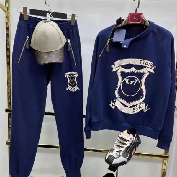 luxury brand tracksuits fashion sweatshirt women's round neck sweater designer pants suit zipper pocket jogger trousers cotton hoodie t, Gray
luxury brand tracksuits fashion sweatshirt women's round neck sweater designer pants suit zipper pocket jogger trousers cotton hoodie t, Gray