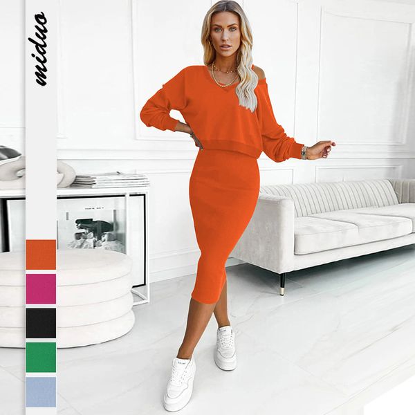 women's casual dress 2023 autumn and winter new women's two-piece v-neck sweater women's long skirt, Black;gray
women's casual dress 2023 autumn and winter new women's two-piece v-neck sweater women's long skirt, Black;gray