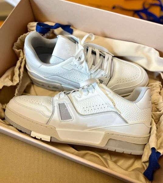 luxury brand vintage men sneakers shoes denim bule black flower rubber sole abloh lace-up trainers virgil party wedding tech fabrics skatebo
luxury brand vintage men sneakers shoes denim bule black flower rubber sole abloh lace-up trainers virgil party wedding tech fabrics skatebo