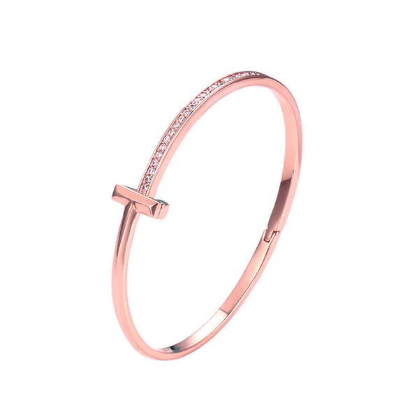 counter quality seiko t1 bracelet with diamond white copper electroplating 18k real gold fashion tiffay women's jewelry with logo, Black
counter quality seiko t1 bracelet with diamond white copper electroplating 18k real gold fashion tiffay women's jewelry with logo, Black