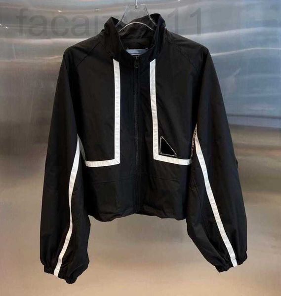women's jackets designer cardigan zipper trench coats designer sunscreen windbreaker triangle icon black white side chest 6xnm, Black;brown
women's jackets designer cardigan zipper trench coats designer sunscreen windbreaker triangle icon black white side chest 6xnm, Black;brown