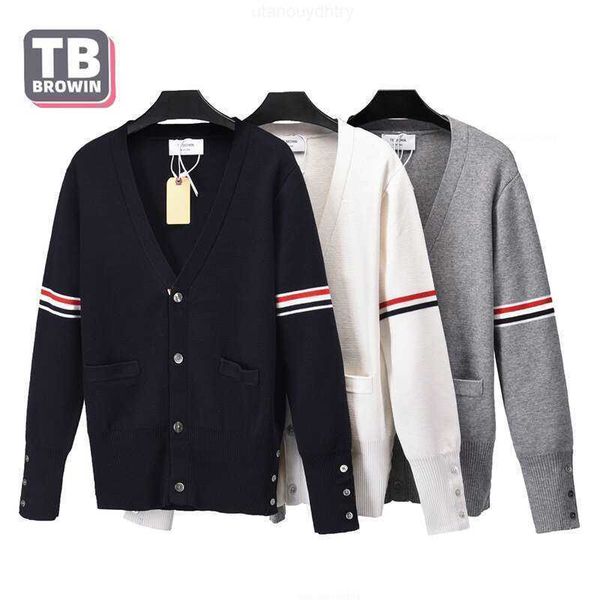 tb browin thom men's wool sweater autumn and winter 4 bar stripes brand new floral cardigan v-neck luxury cardigan korean casual, White;black
tb browin thom men's wool sweater autumn and winter 4 bar stripes brand new floral cardigan v-neck luxury cardigan korean casual, White;black