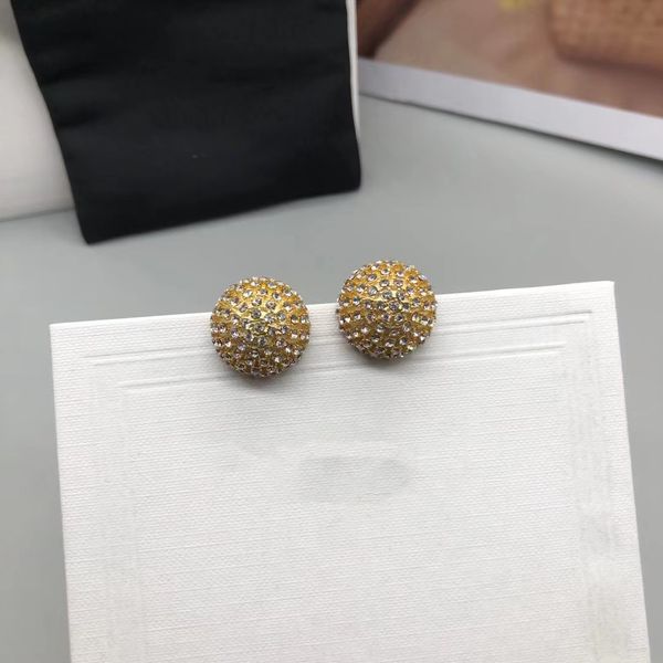 designers plated 925 silver luxury brand letters stud geometric famous women round crystal rhinestone pearl earring wedding party earrings, Golden;silver
designers plated 925 silver luxury brand letters stud geometric famous women round crystal rhinestone pearl earring wedding party earrings, Golden;silver