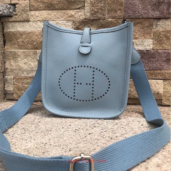 designer h home evelynnss tote bags new mini solid color togo cowhide casual croevelynnssbody hollowed out genuine leather bag for women
designer h home evelynnss tote bags new mini solid color togo cowhide casual croevelynnssbody hollowed out genuine leather bag for women