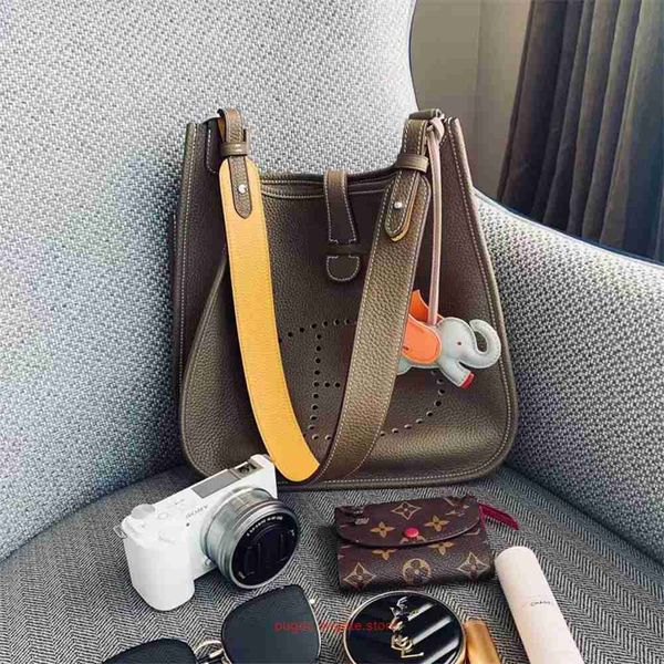 h home original evelynnss tote bags online store wind high end wax thread layer cowhide leather bucket bag for women's 2023 new shoulde
h home original evelynnss tote bags online store wind high end wax thread layer cowhide leather bucket bag for women's 2023 new shoulde