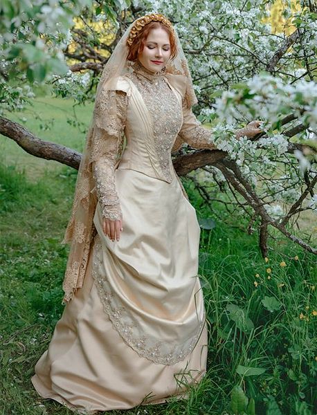 vintage victorian gold wedding dresses long sleeves high neck a line satin bridal gowns lace appliques modest muslim bride wear 2023, White
vintage victorian gold wedding dresses long sleeves high neck a line satin bridal gowns lace appliques modest muslim bride wear 2023, White