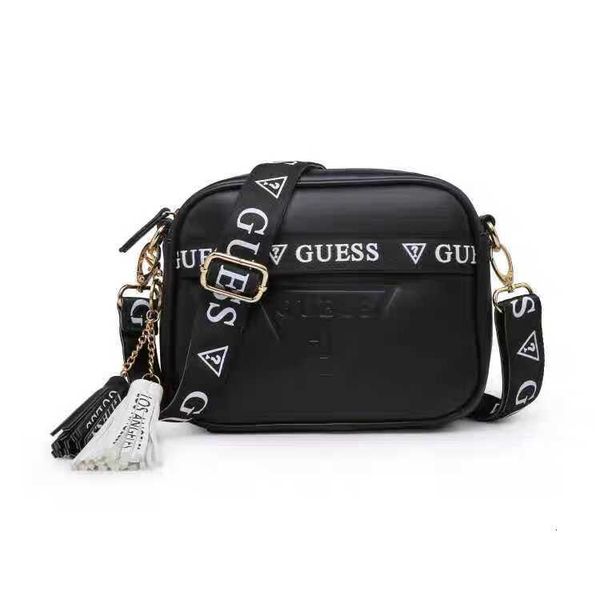 the shop is for handbags gus home's new tofu bag one shoulder simple women's printed versatile small square
the shop is for handbags gus home's new tofu bag one shoulder simple women's printed versatile small square