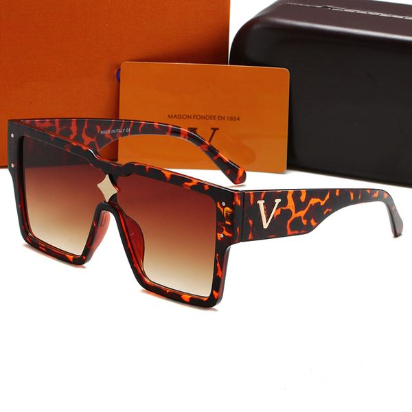 large fashion sunglasses brand letter women men sun glass goggle adumbral eyeglasses beach outdoor shadow 6 colors with box, White;black
large fashion sunglasses brand letter women men sun glass goggle adumbral eyeglasses beach outdoor shadow 6 colors with box, White;black
