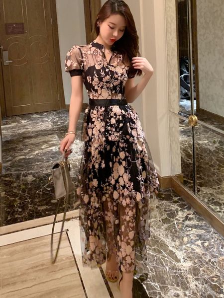 basic casual dresses hma runway dress arrive mesh embroidery sequins flower dress chic summer maxi long dress 230706, Black;gray
basic casual dresses hma runway dress arrive mesh embroidery sequins flower dress chic summer maxi long dress 230706, Black;gray