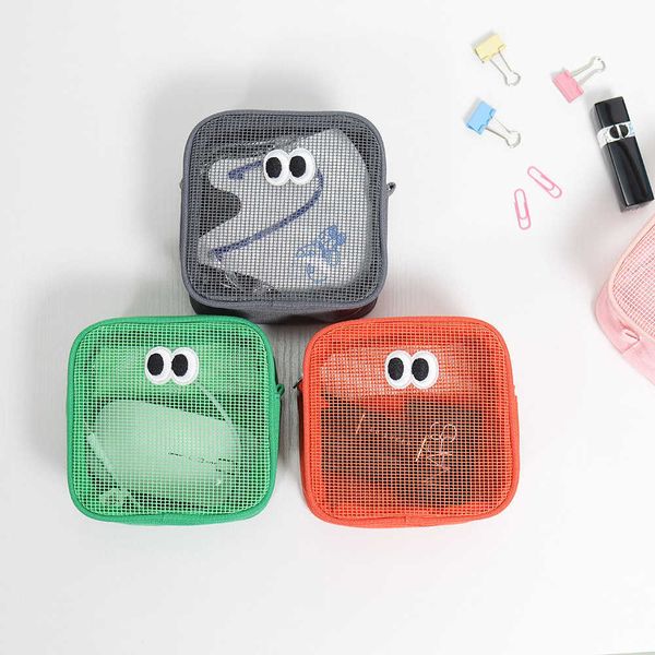 hollow sand mesh makeup bag deskorganization storage data cable cleaning supplies storage bag large capacity cartoon fashion
hollow sand mesh makeup bag deskorganization storage data cable cleaning supplies storage bag large capacity cartoon fashion
