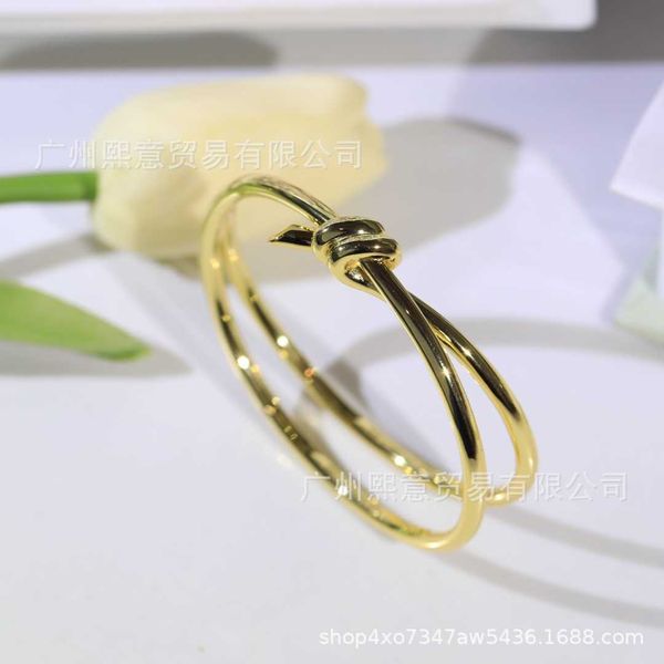 counter quality v gold edition cnc sculpture tiffay knot tnot bracelet female 18k rose thick hand inlaid valley ailing matching with logo, Black
counter quality v gold edition cnc sculpture tiffay knot tnot bracelet female 18k rose thick hand inlaid valley ailing matching with logo, Black