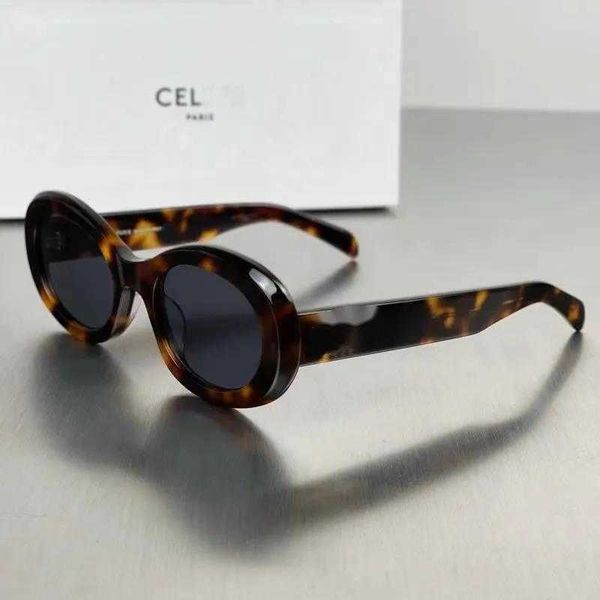 retro cat's sunglasses for women ce's arc de triomphe oval french high street fashion, White;black
retro cat's sunglasses for women ce's arc de triomphe oval french high street fashion, White;black